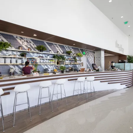 6300 Wilshire – Café
